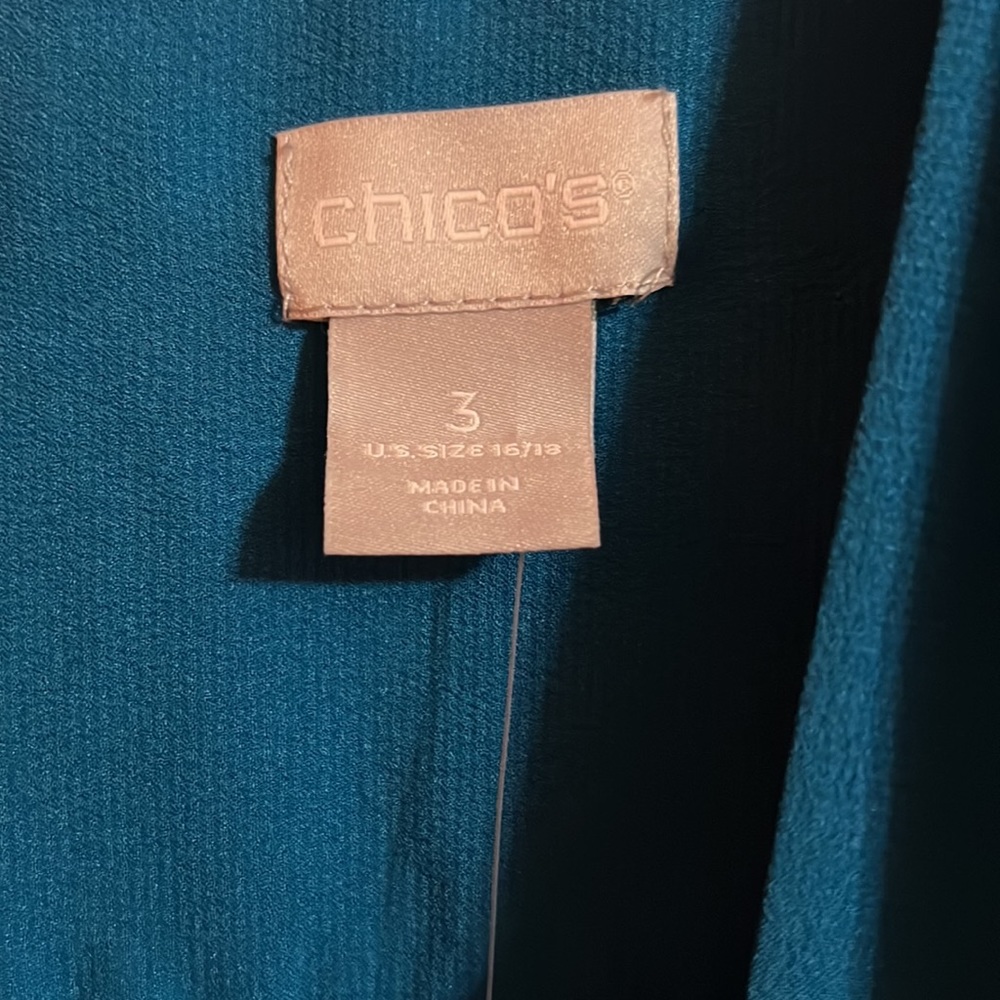 Woman blouse - Picture 2 of 9